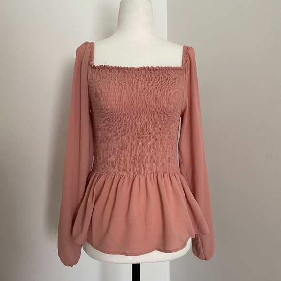 Pink shoulder cut peplum shirt - Picture 1 of 2